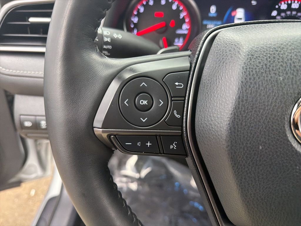 Used 2021 Toyota Camry XSE AWD/4WD image 12