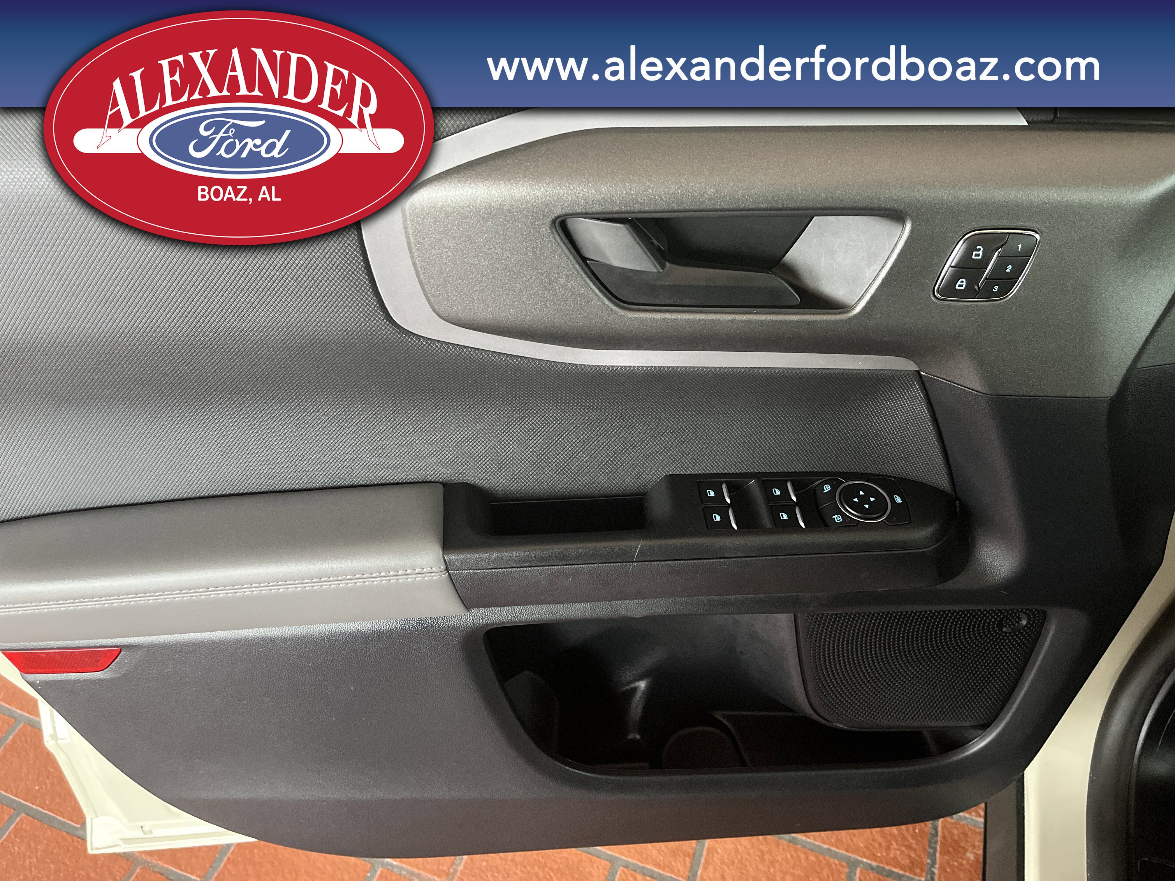Used 2025 Ford Bronco Sport Badlands AWD/4WD image 11