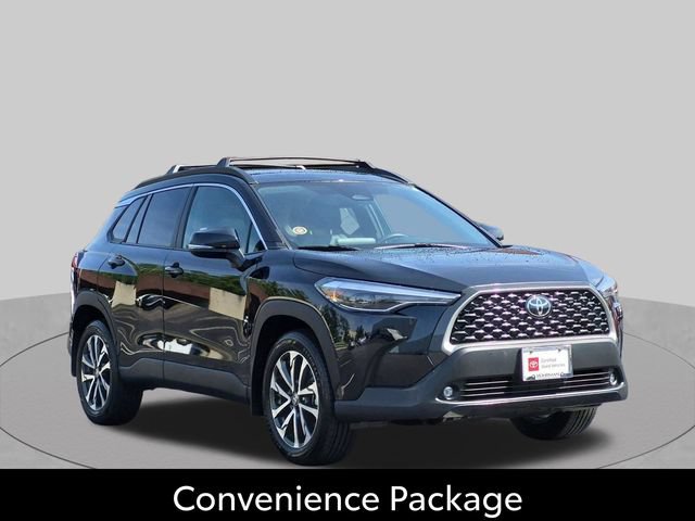 Certified 2025 Toyota Corolla Cross XLE w/ Convenience Package AWD/4WD image 3