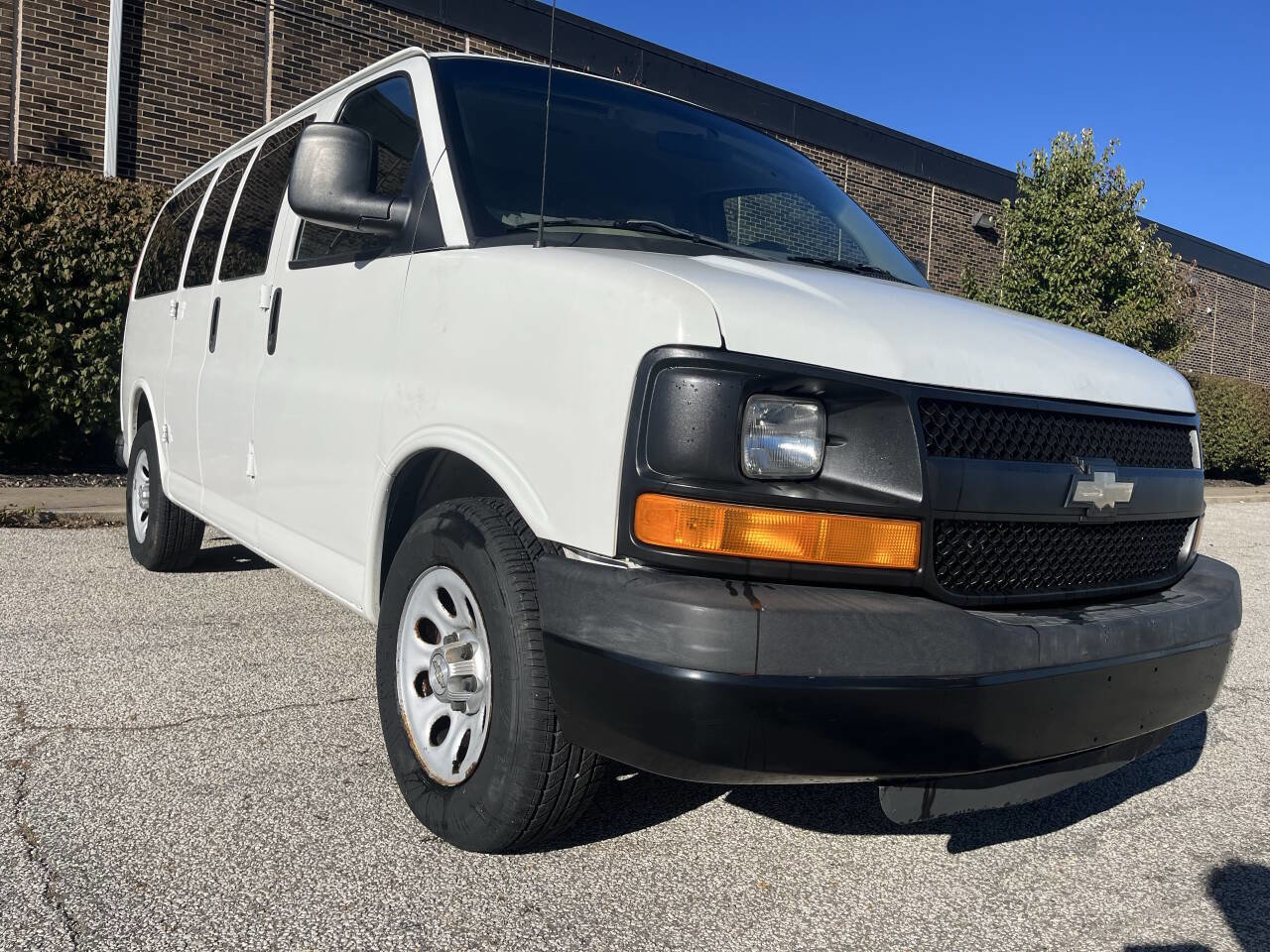Used 2010 Chevrolet Express 1500 LS