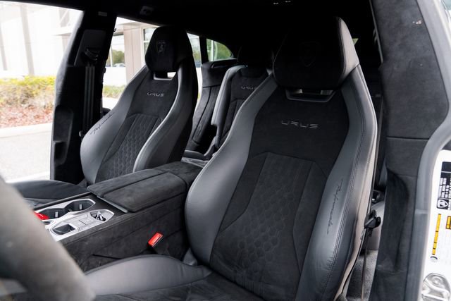 Used 2024 Lamborghini Urus Performante image 26
