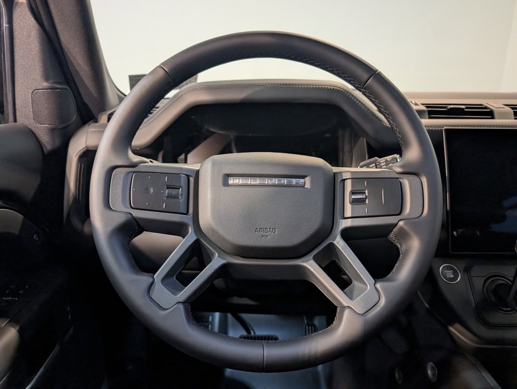 New 2026 Land Rover Defender 130 X-Dynamic SE image 14