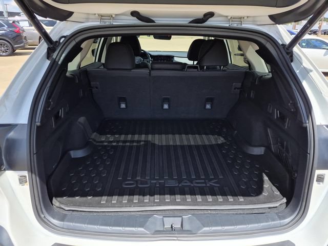 Certified 2025 Subaru Outback Onyx Edition AWD/4WD image 9