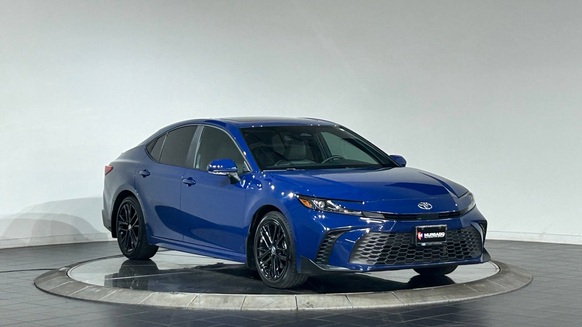 Used 2025 Toyota Camry SE w/ Multimedia Upgrade Package FWD image 2