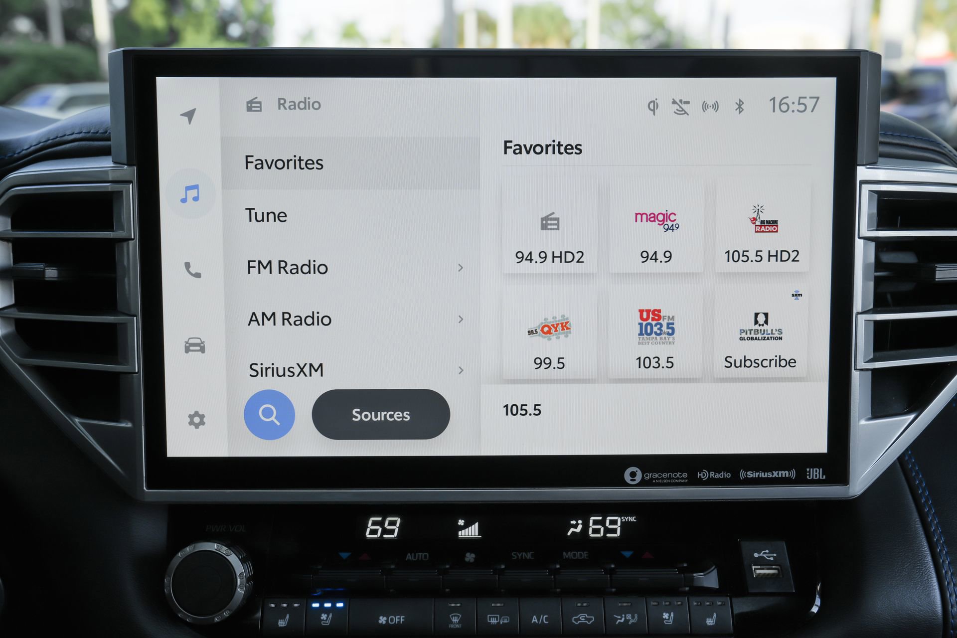 Used 2024 Toyota Tundra Platinum image 13