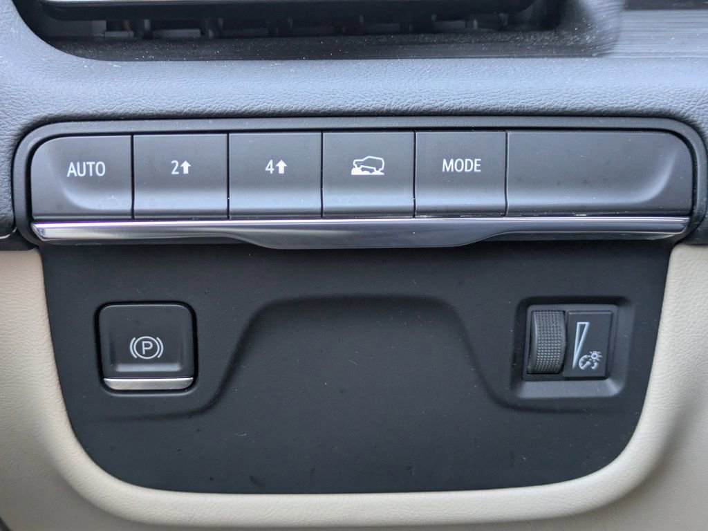 Certified 2022 Cadillac Escalade Premium Luxury image 33