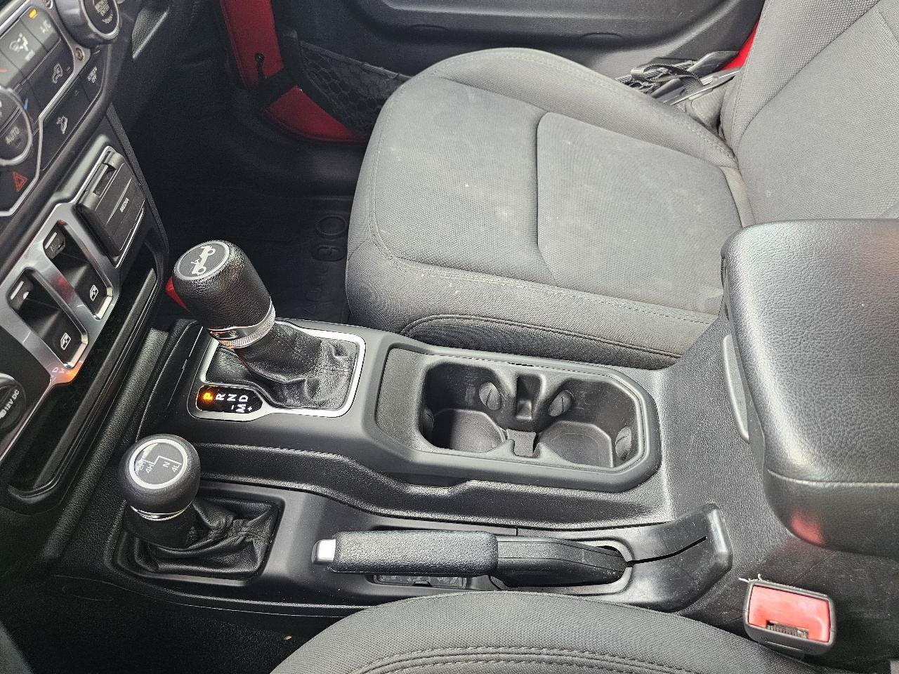 Used 2019 Jeep Wrangler Sport AWD/4WD image 29
