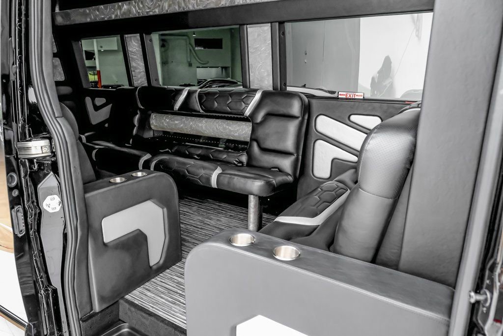 Used 2024 Mercedes-Benz Sprinter 3500 image 29
