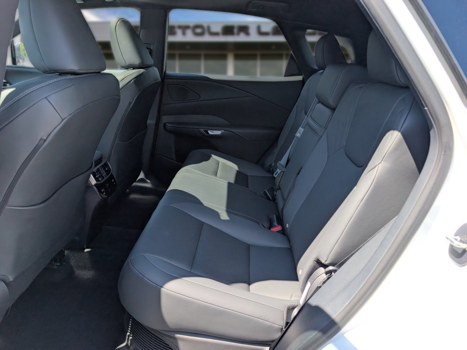 Certified 2025 Lexus RX 350h AWD/4WD image 15