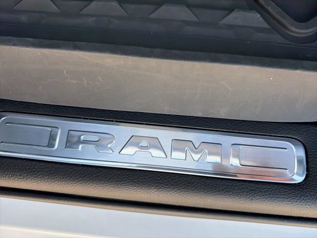 Used 2022 RAM 1500 Laramie AWD/4WD image 29