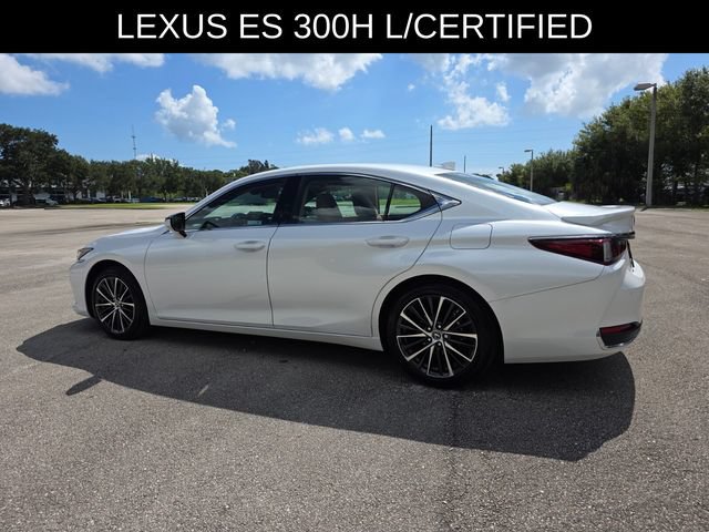 Used 2025 Lexus ES 300h w/ Premium Package FWD image 5