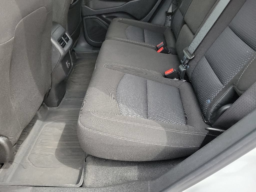 Used 2023 GMC Terrain SLE w/ Driver Convenience Package AWD/4WD image 10