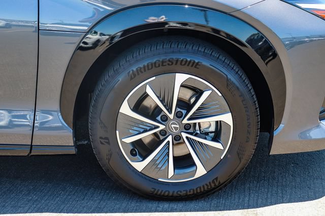 Certified 2025 Lexus RZ 300e FWD image 10
