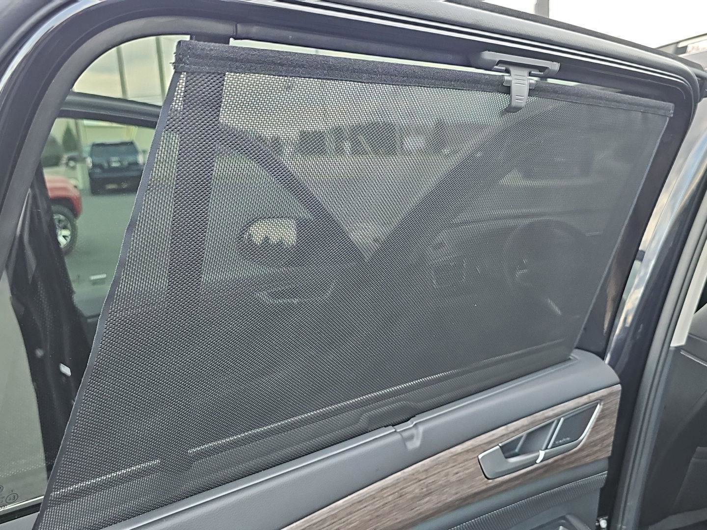 Used 2025 Volkswagen Atlas SEL Premium R-Line image 29