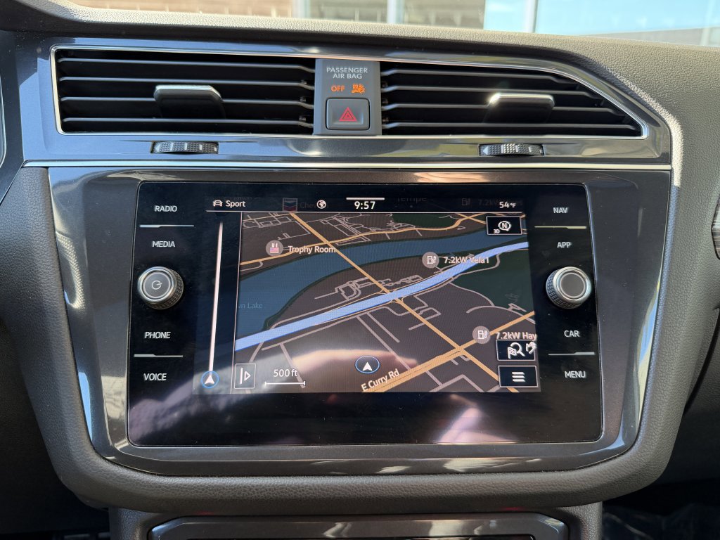 Used 2022 Volkswagen Tiguan SEL R-Line image 20