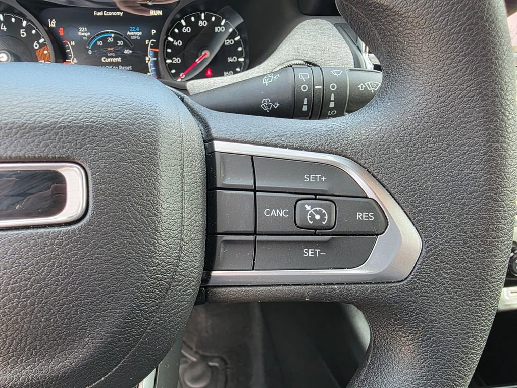 Used 2024 Jeep Compass Sport image 31