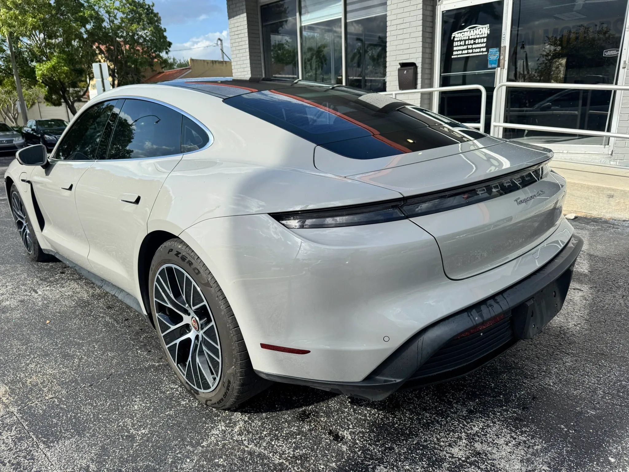 Used 2021 Porsche Taycan 4S AWD/4WD image 6