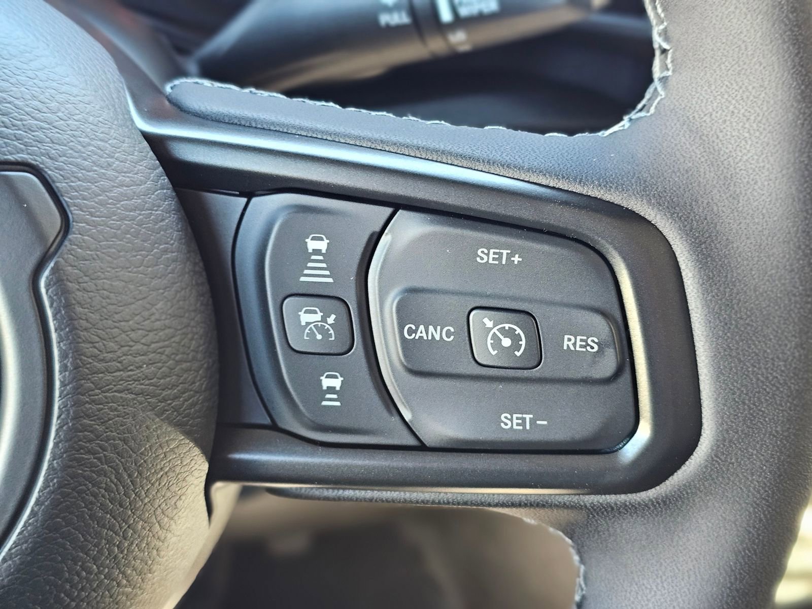 New 2026 Jeep Gladiator Sahara image 17