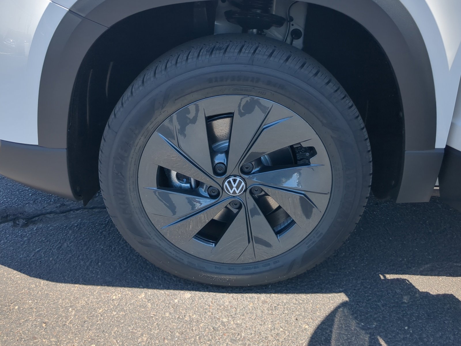 New 2025 Volkswagen Taos S image 26