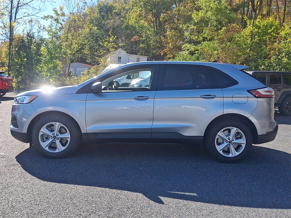 Used 2022 Ford Edge SE image 7