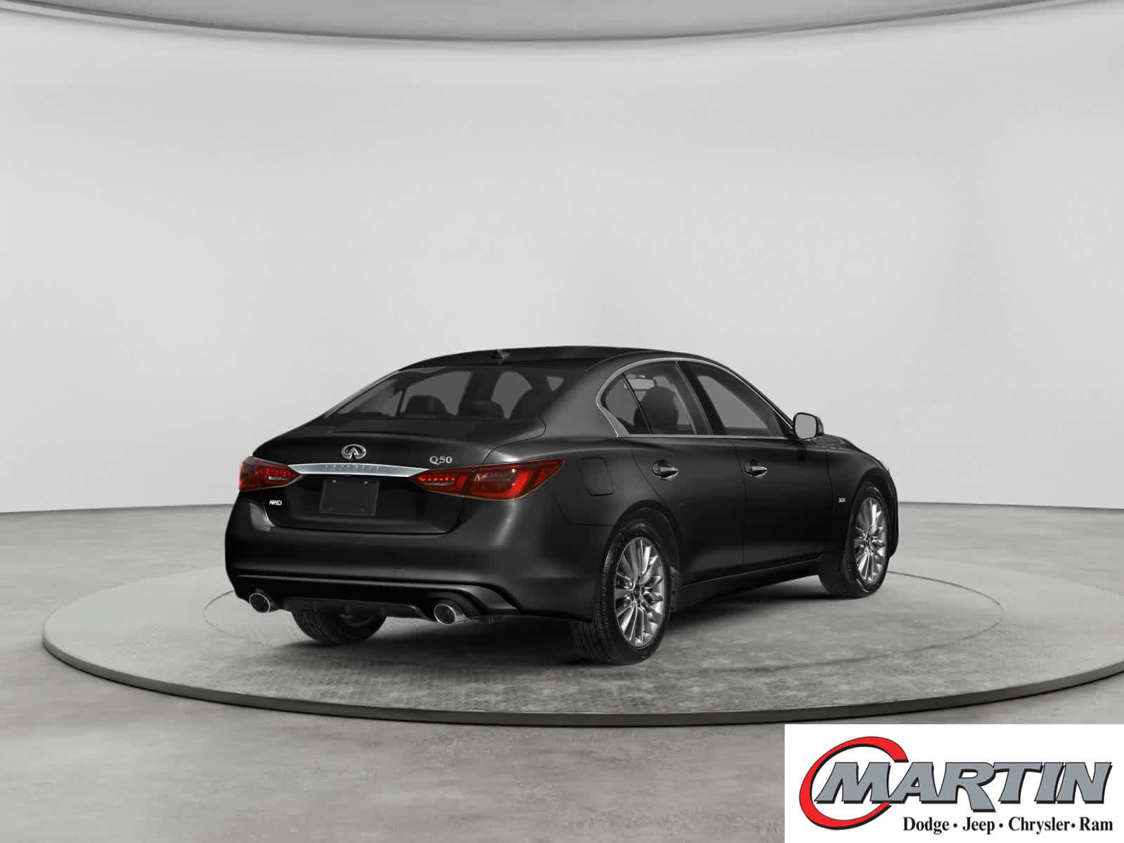 Used 2019 INFINITI Q50 Luxe w/ Essential Package (3.0T Luxe) AWD/4WD image 2