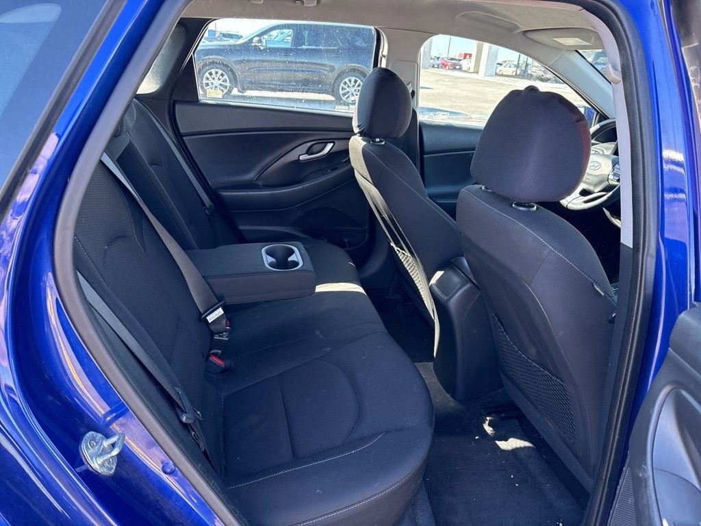 Used 2019 Hyundai Elantra GT image 15