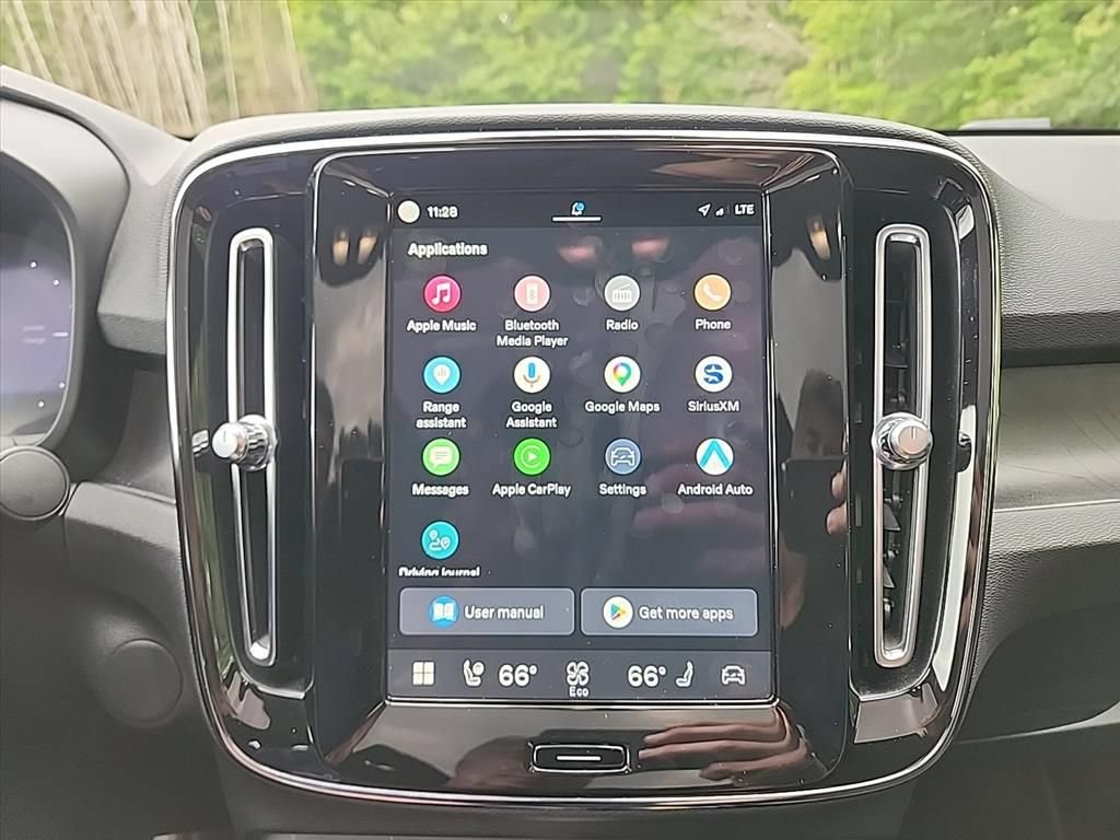 Certified 2023 Volvo C40 P8 Recharge Plus w/ Climate Package AWD/4WD image 16
