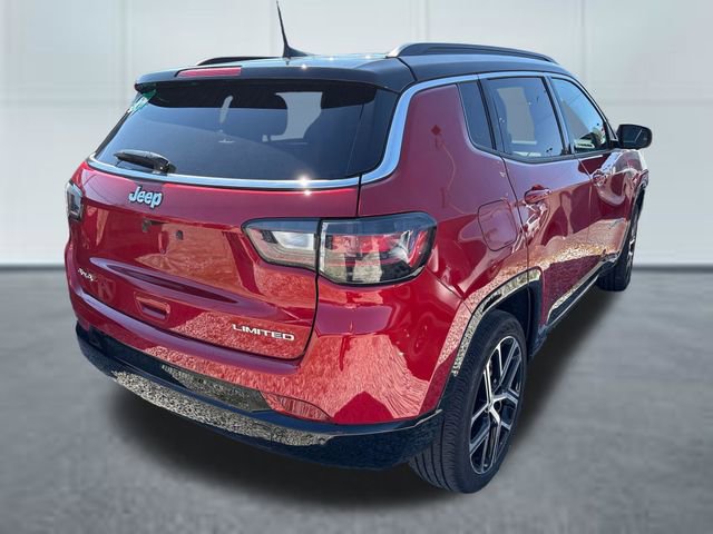 Used 2024 Jeep Compass Limited w/ Elite Group image 4