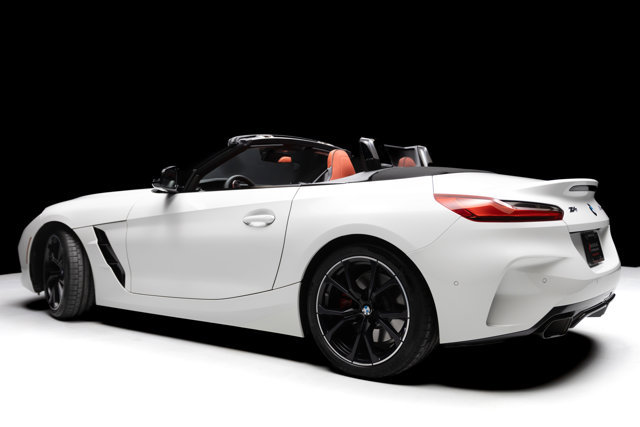 Used 2025 BMW Z4 M40i w/ Edition image 24