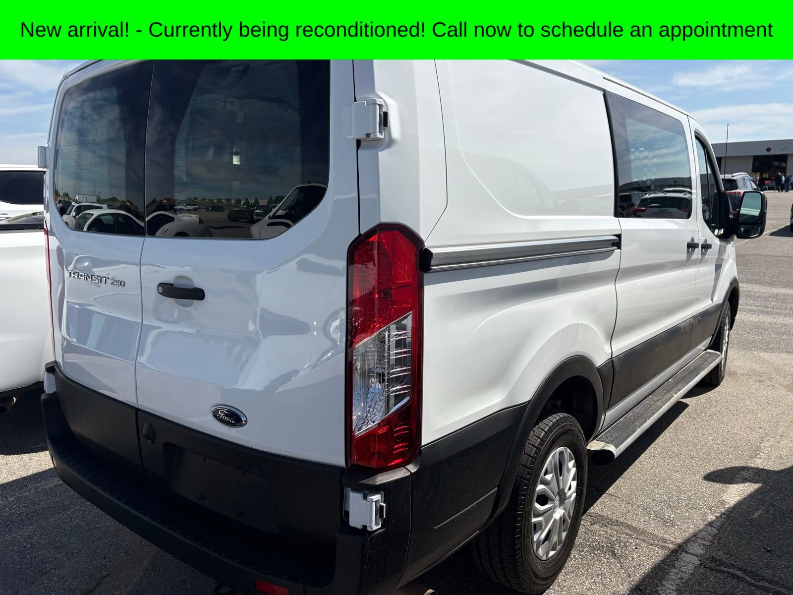 Used 2023 Ford Transit 250 Low Roof w/ Exterior Upgrade Package RWD image 7