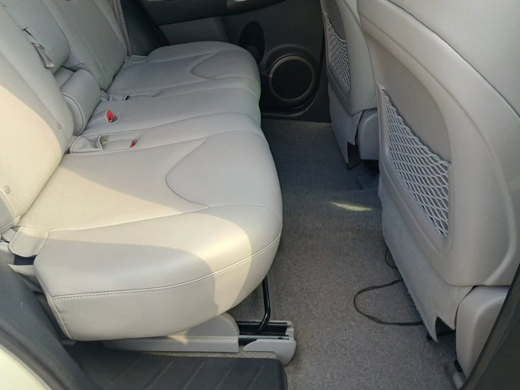 Used 2007 Toyota RAV4 Limited image 20