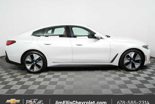 Used 2023 BMW i4 eDrive35 w/ Premium Package RWD image 2