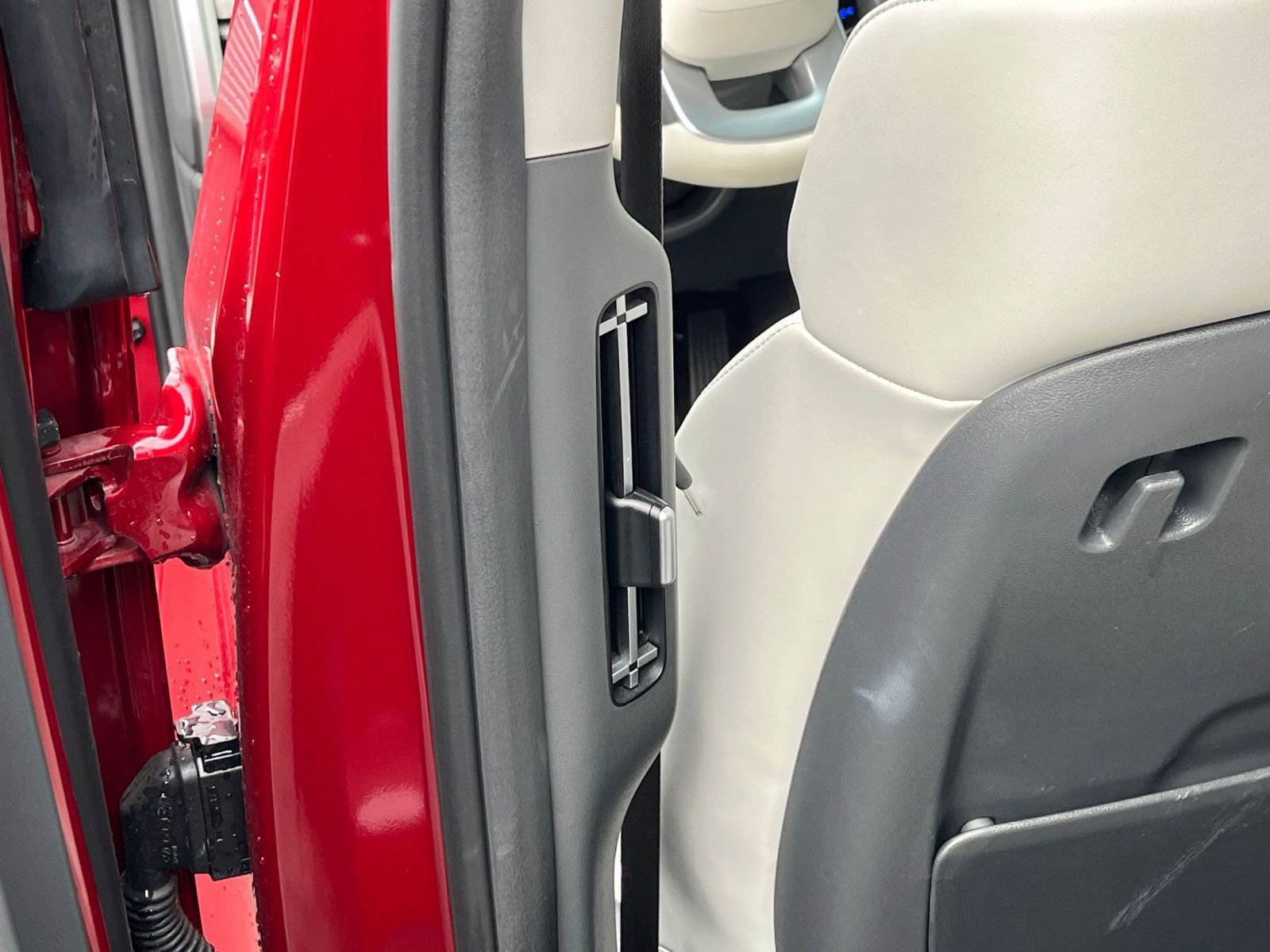 Used 2025 Hyundai Santa Fe SEL image 25