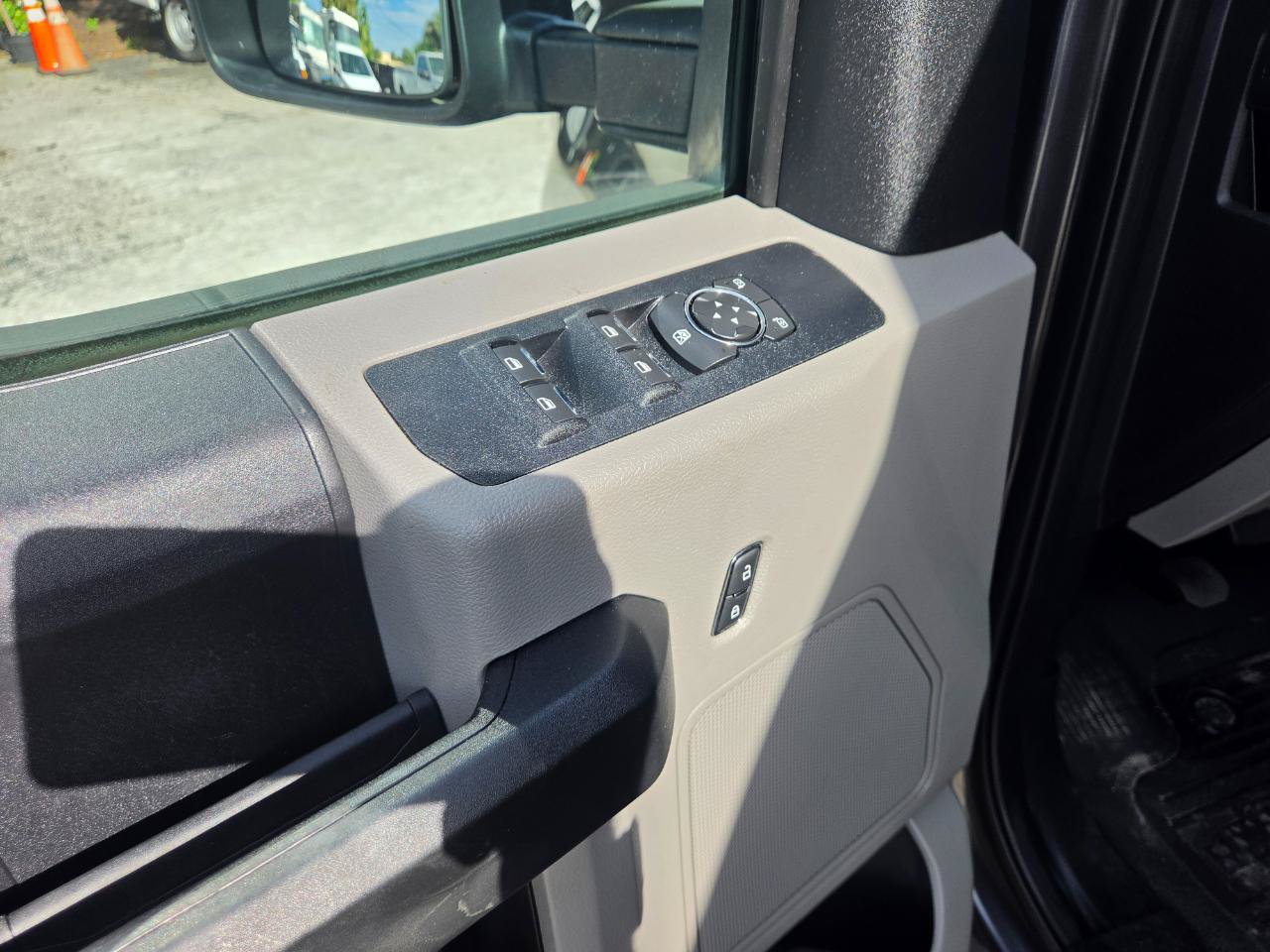 Used 2019 Ford F250 XL w/ Power Equipment Group AWD/4WD image 14