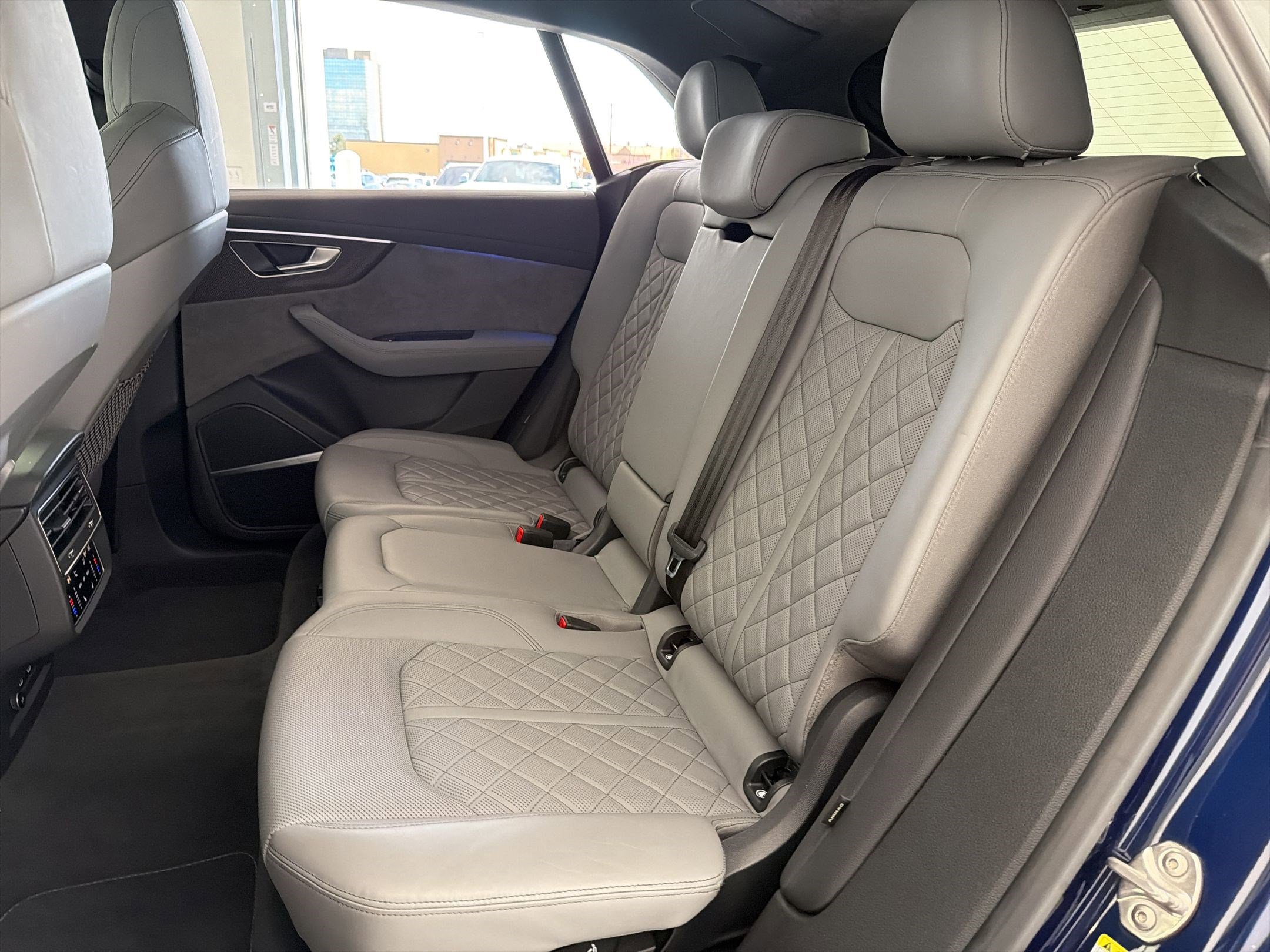 Used 2021 Audi SQ8 Prestige w/ Prestige Package image 15