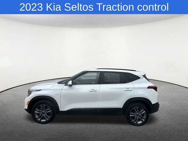 Used 2023 Kia Seltos S AWD/4WD image 13