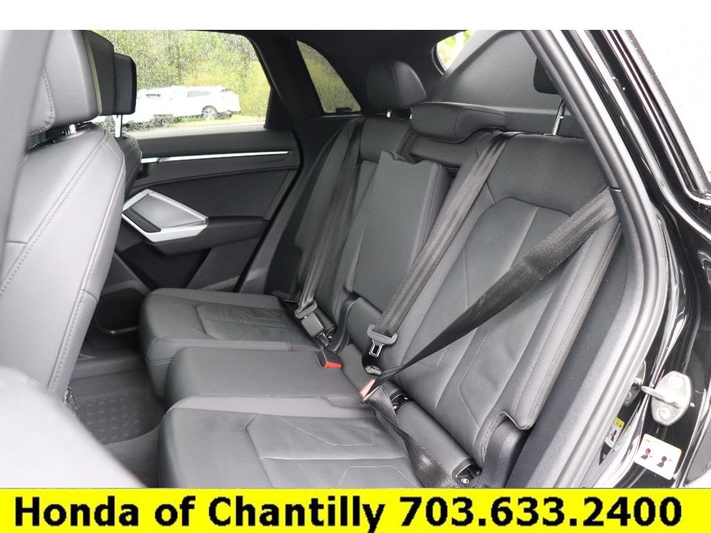 Used 2020 Audi Q3 2.0T Premium Plus w/ Premium Plus Package AWD/4WD image 24