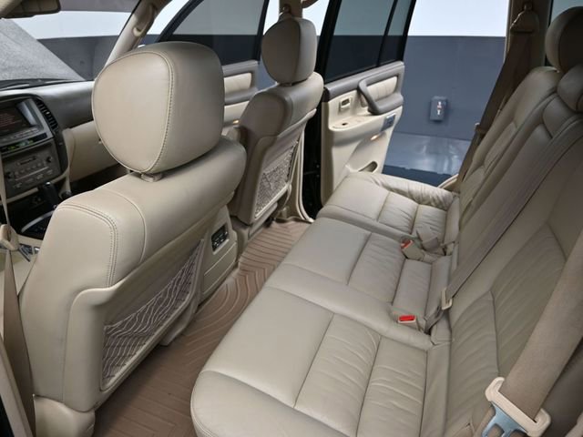 Used 2006 Toyota Land Cruiser image 36