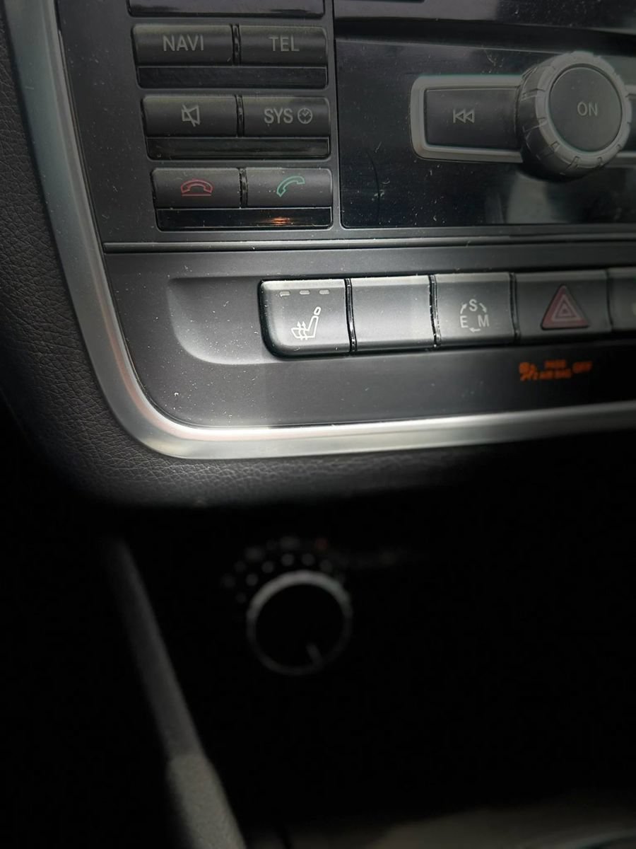 Used 2014 Mercedes-Benz CLA 250 image 36