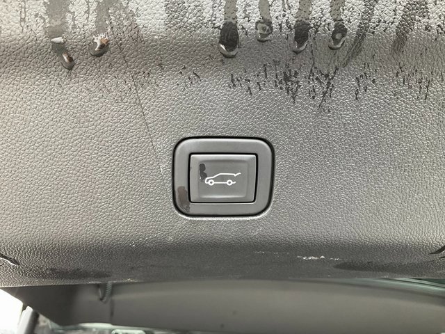 Certified 2024 Chevrolet Suburban Z71 w/ Luxury Package image 19