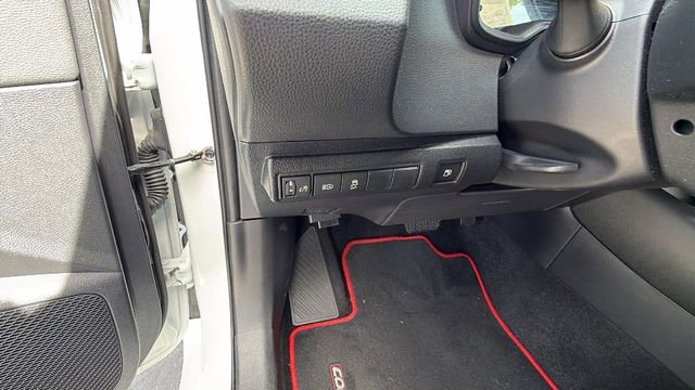 Used 2023 Toyota Corolla SE w/ SE Package image 30