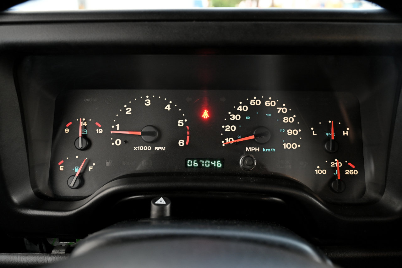 Used 2005 Jeep Wrangler Sport AWD/4WD image 24