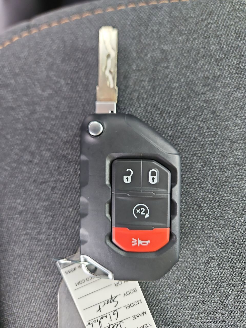 New 2026 Jeep Gladiator Sport image 31