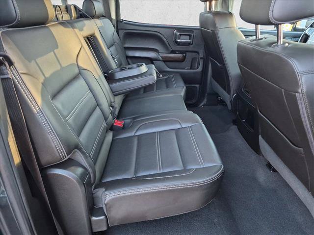 Used 2019 GMC Sierra 2500 Denali w/ Duramax Plus Package AWD/4WD image 19