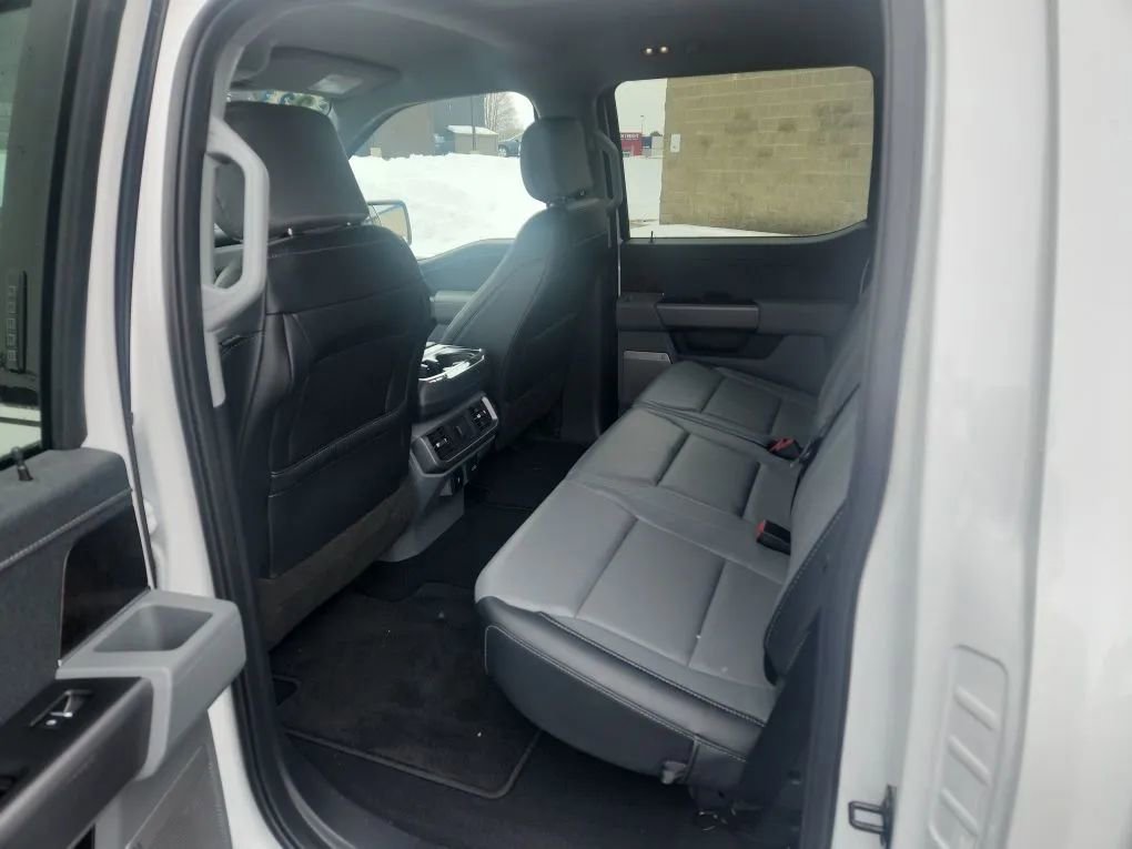 Used 2023 Ford F150 Lariat AWD/4WD image 8