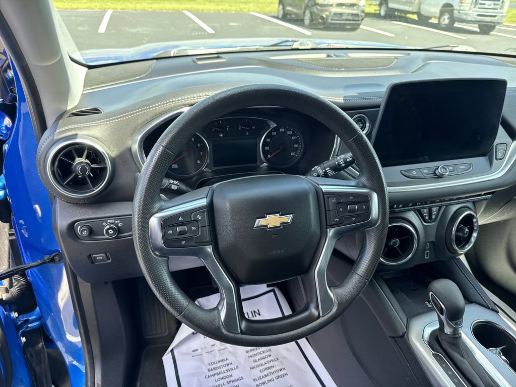 Used 2024 Chevrolet Blazer LT w/ Convenience Package FWD image 14