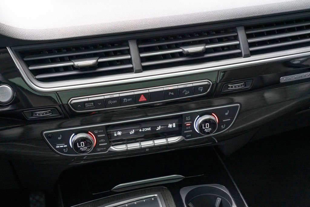 Used 2017 Audi Q7 3.0T Premium Plus w/ Premium Plus Package image 27