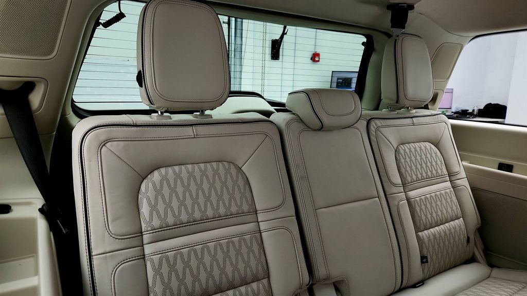 Used 2024 Lincoln Navigator Black Label AWD/4WD image 23