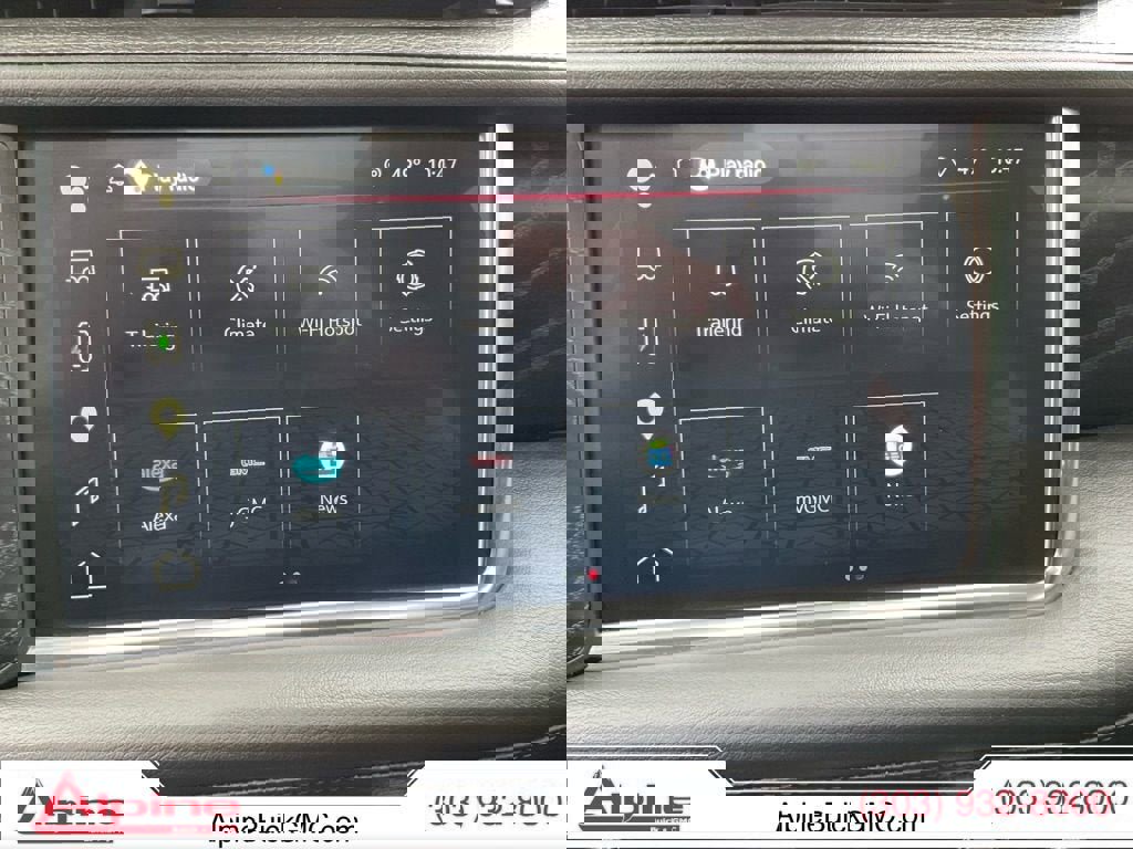 Used 2022 GMC Yukon XL Denali w/ Denali Premium Package image 16