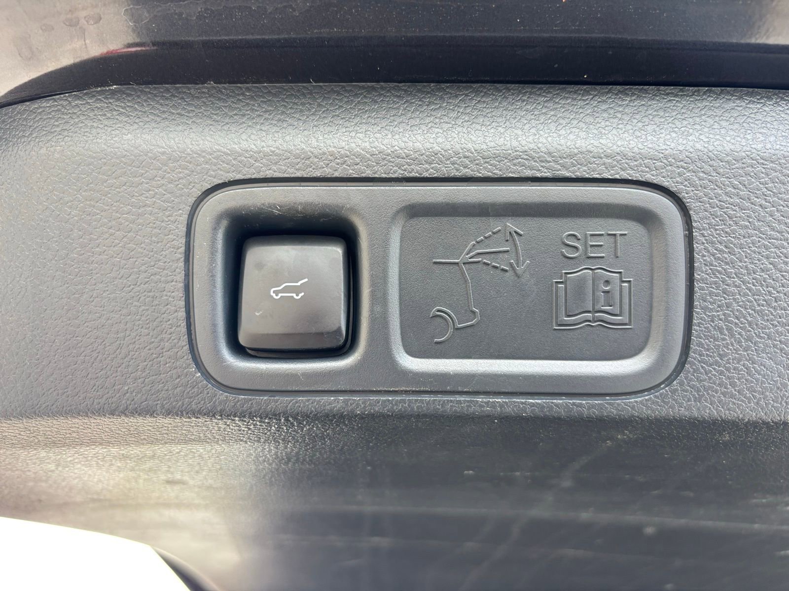 Used 2023 Ford Expedition XLT image 20